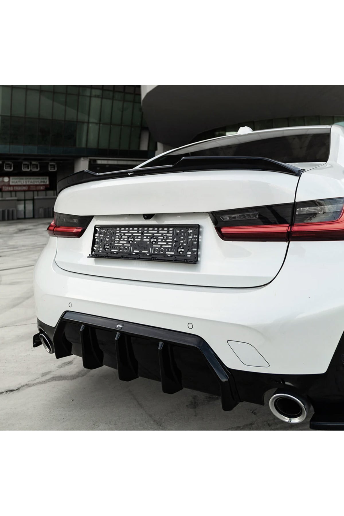 BMW 3 Serisi G20 2018+ Spoiler Piano Black Bagaj Üstü Spoiler Eki