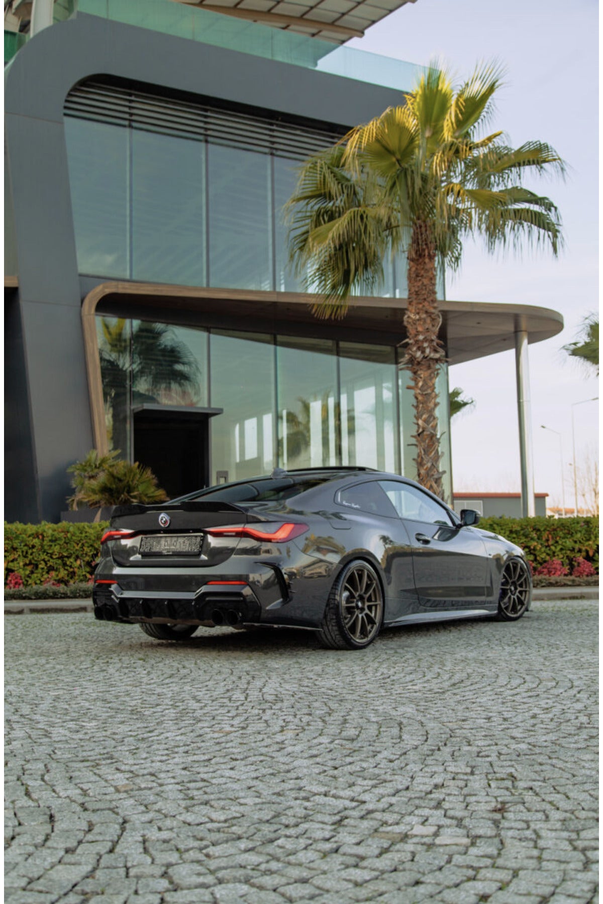 BMW 4 Serisi G22 Coupe Arka Difüzör & Flap Seti | M Sport Uyumlu Agresif Tampon Altı Paket