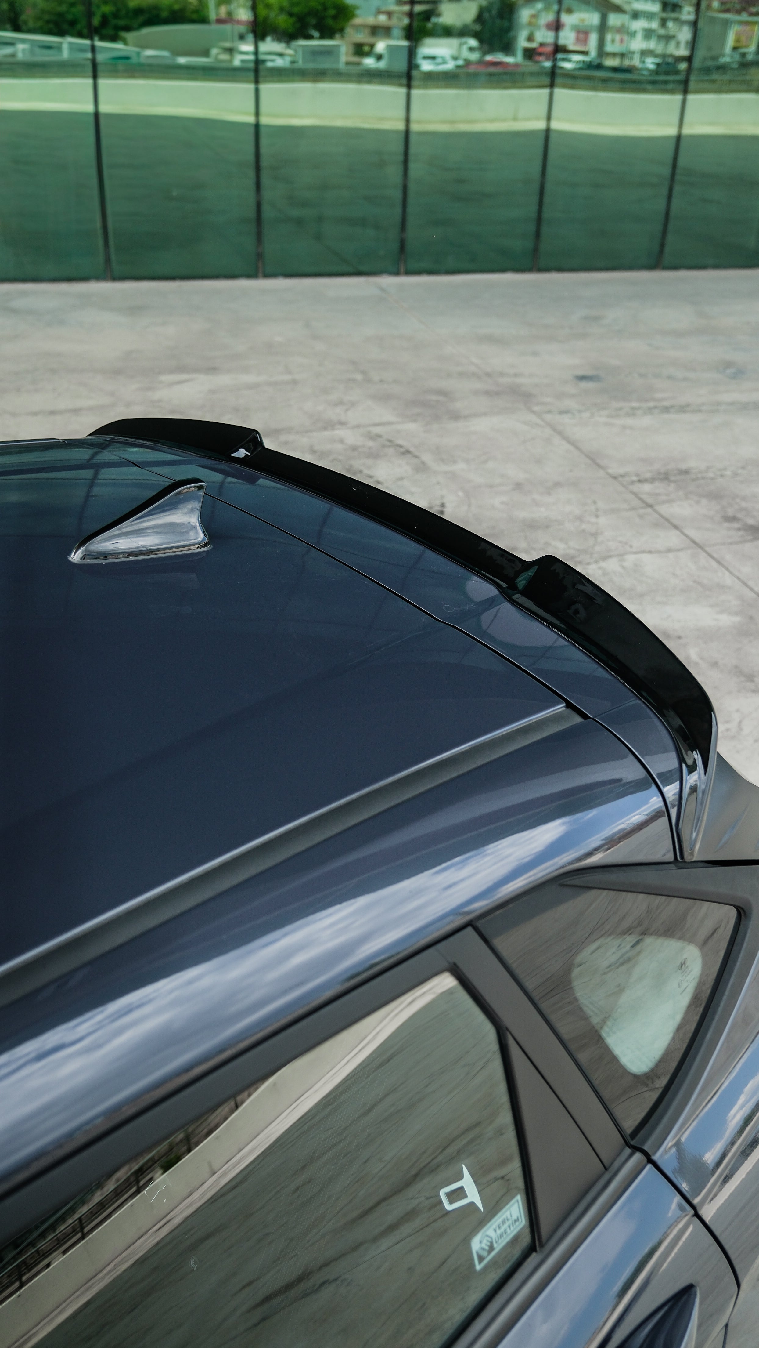 Hyundai i20 2023+ Bagaj Spoiler Parlak Siyah Sportif Arka Görünüm
