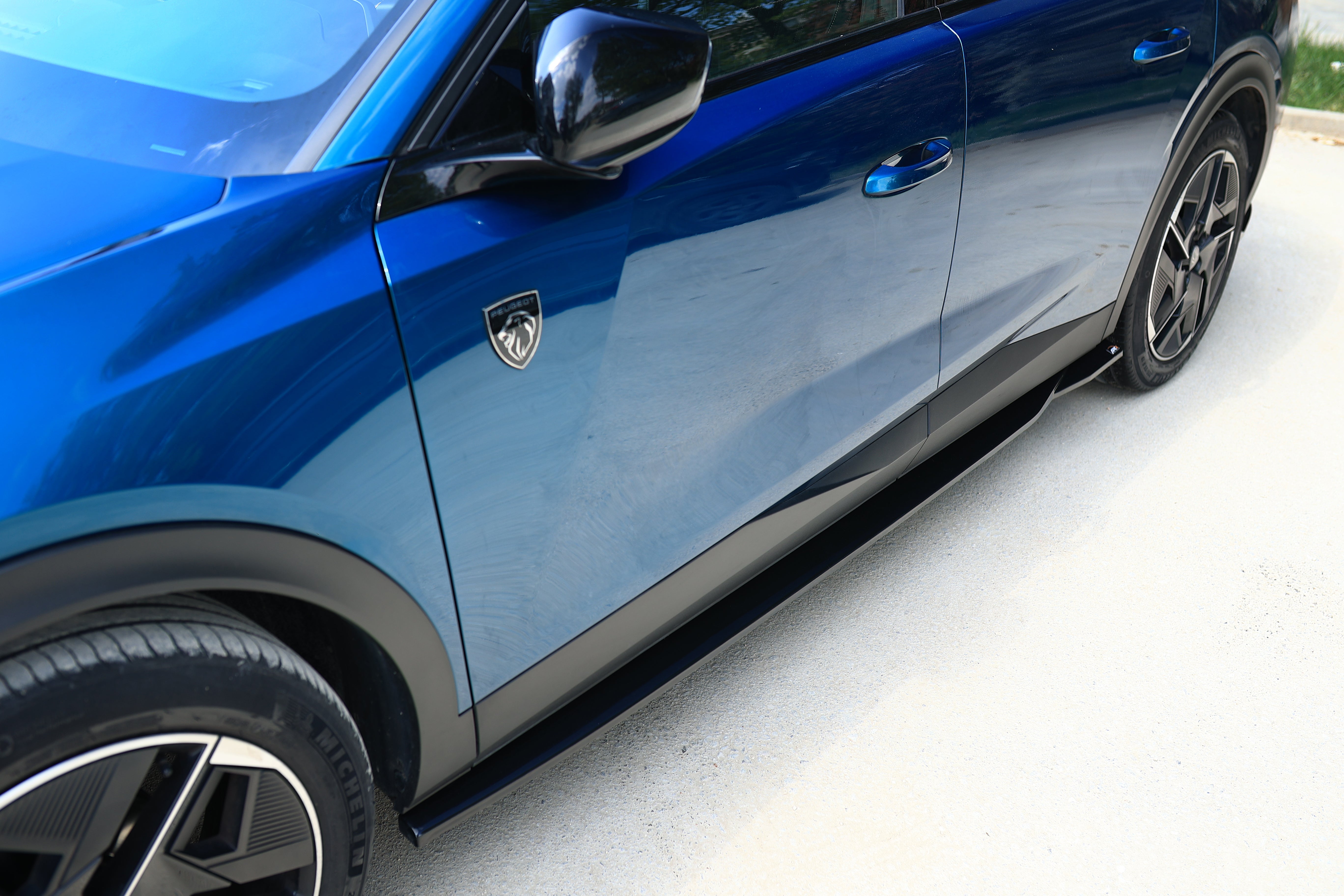 Peugeot 408 GT & Allure 2022+ Parlak Siyah Body Kit Seti | Ön Lip Flap Spoiler Tavan Kanadı Marşpiyel