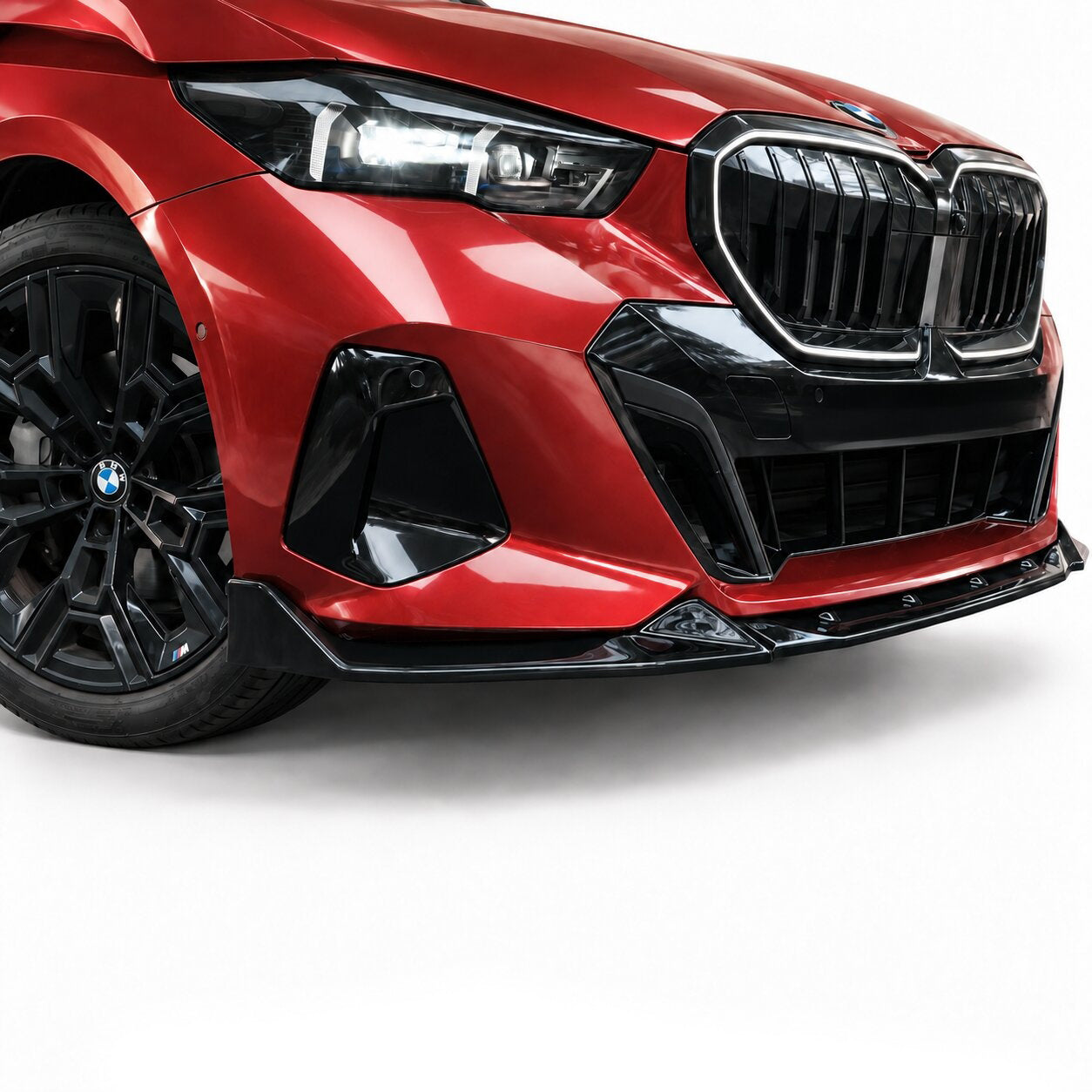 BMW 5 Serisi G60 M Paket 2023+ Parlak Siyah Ön Lip | Sportif Ön Tampon Eki